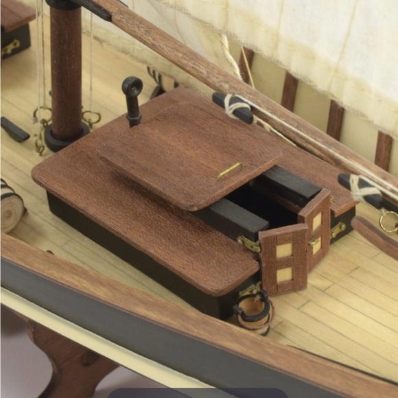 Boat model - Picture 13 of 14